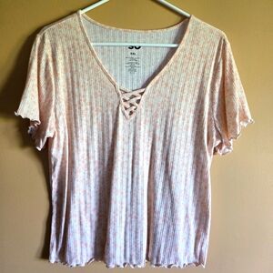 SO Brand Floral Ribbed Cutout Top, XXL (PTP=19.5")